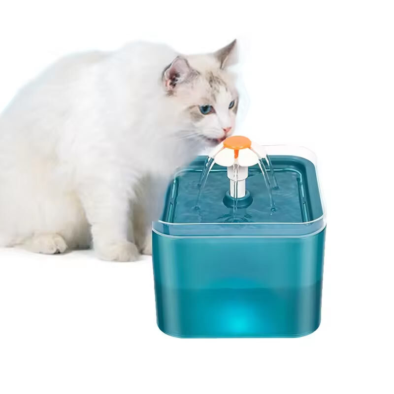  تصویر استفاده آبخوری اتوماتیک آفتاب گربه مانوک Manook Drinking Fountain حجم 2 لیتر 