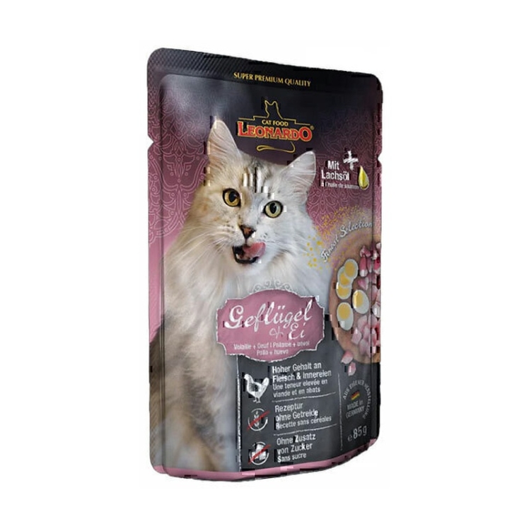 تصویر محتویات پوچ گربه لئوناردو با طعم مرغ و گوشت و تخم مرغ Leonardo Poultry & Egg وزن 85 گرم